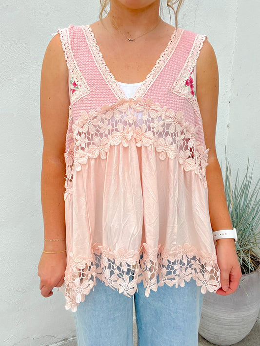 The Field Of Daisies Tank - BLUSH