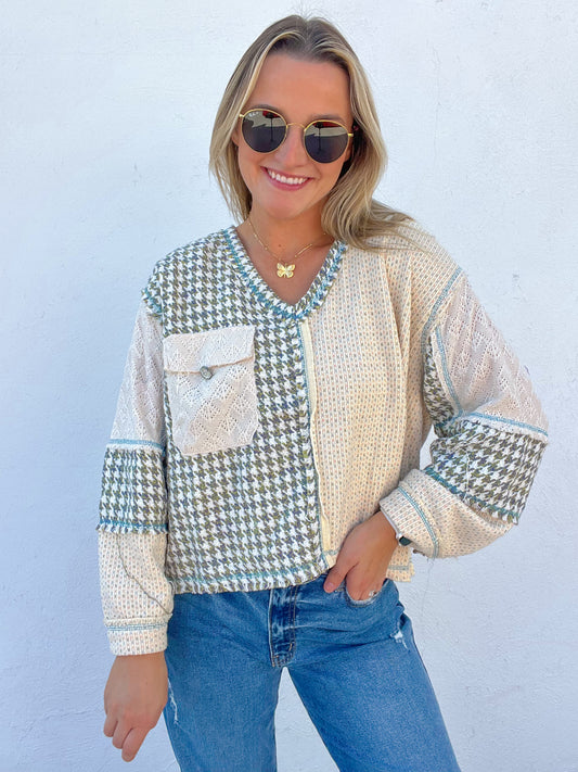 The Hannah Houndstooth Sweater - BLUE