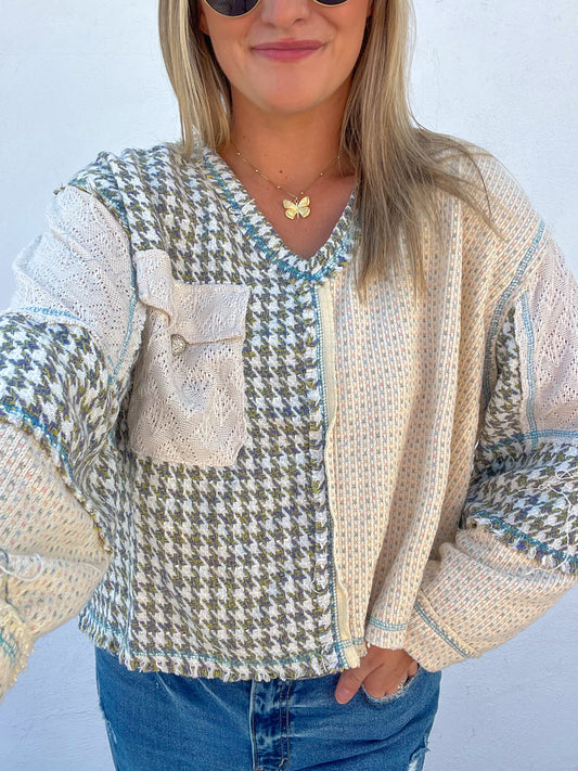 The Hannah Houndstooth Sweater - BLUE